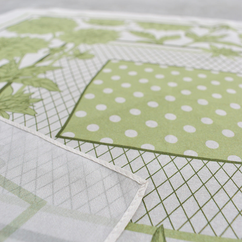 Foulard en mousseline de soie pistache